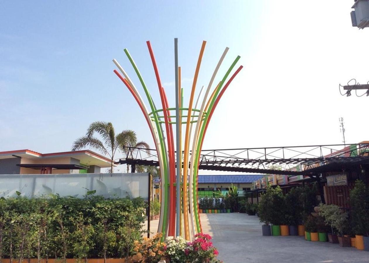 צ'ון בורי Jirapa Modern Resort מראה חיצוני תמונה