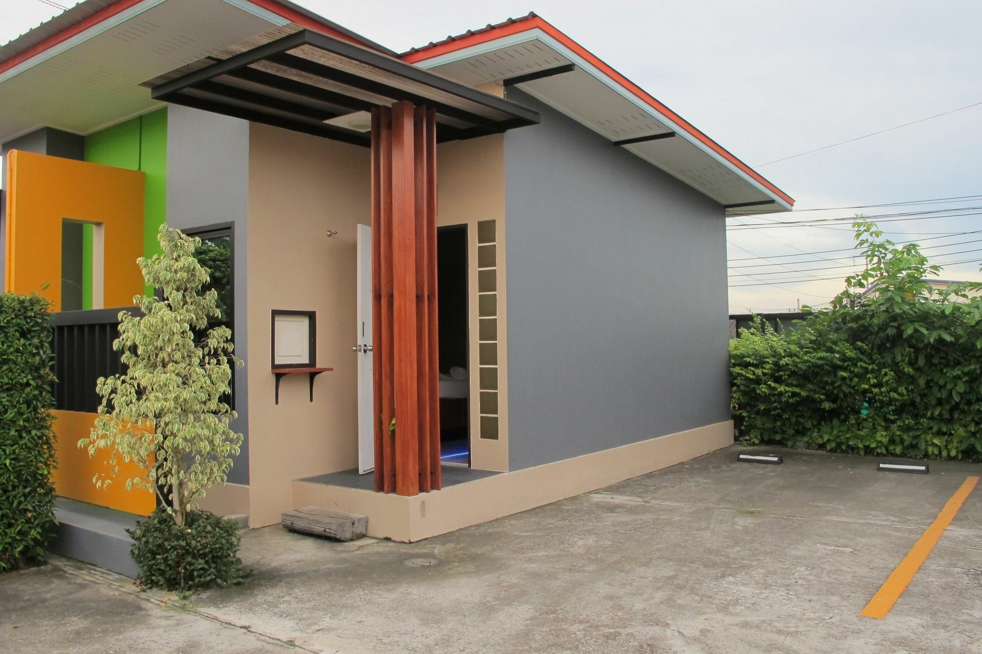 צ'ון בורי Jirapa Modern Resort מראה חיצוני תמונה